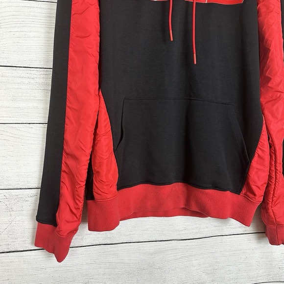 Black Pyramid By Chris Brown Graphic Hoodie Black Red Mens Sz Small Streetwear - Picture 3 of 7